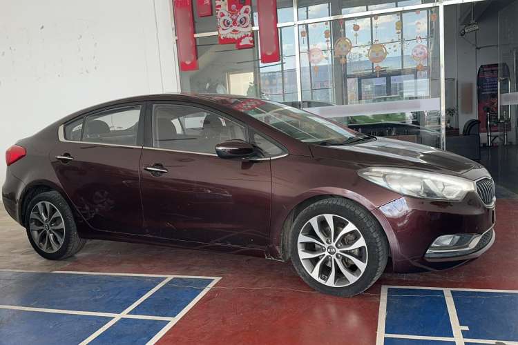 Used Kia K3 2013 1.6L Automatic GLS Exterior 2