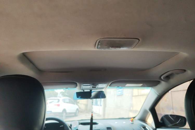 Used Kia K3 2013 1.6L Automatic GLS Headliner