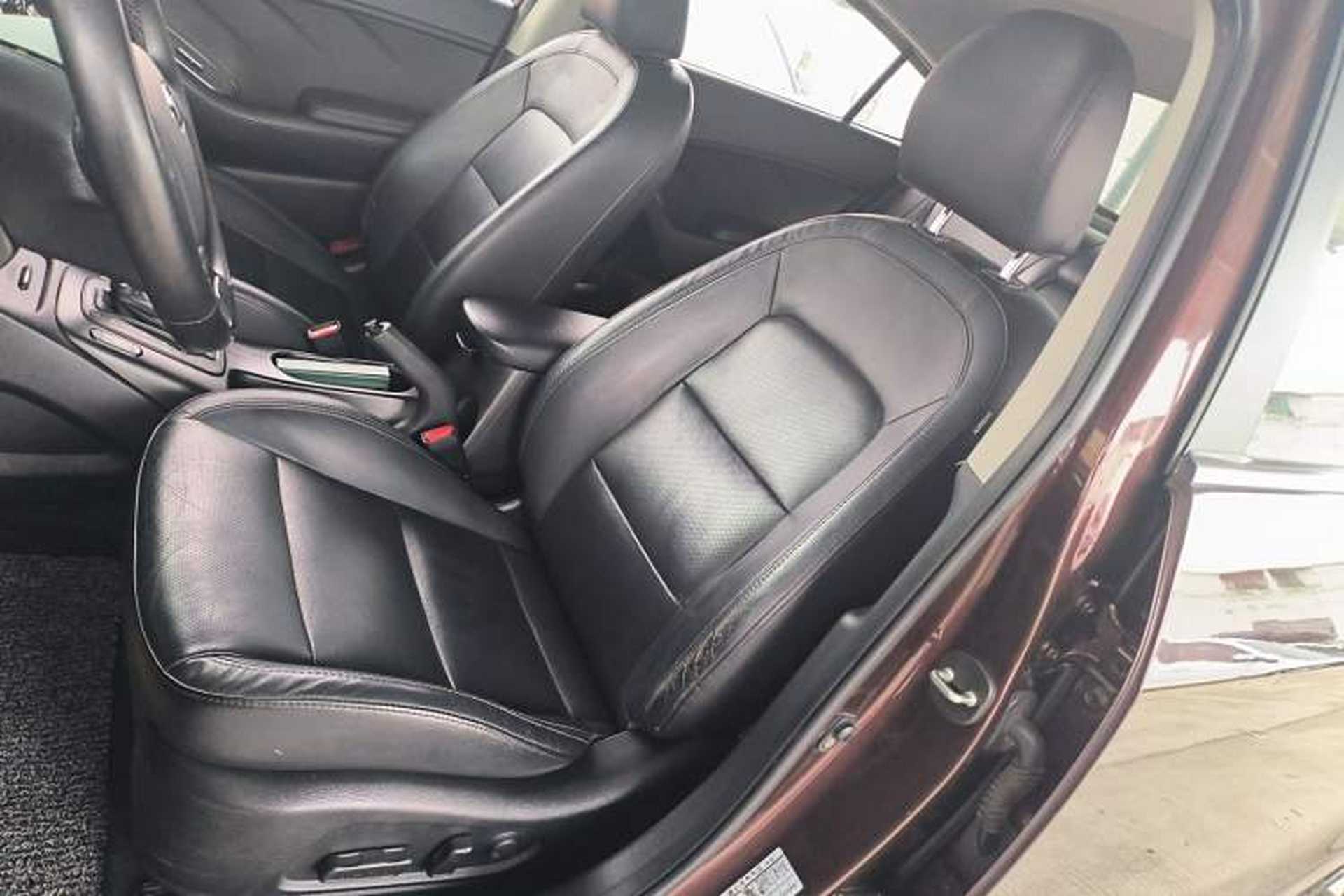 Used Kia K3 2013 1.6L Automatic GLS Left Front Seat