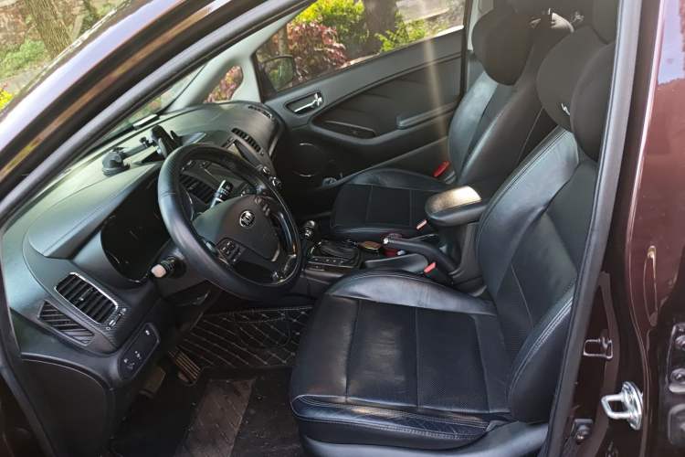Used Kia K3 2013 1.6L Automatic Premium Left Front Seat