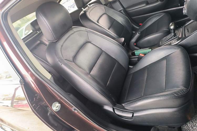 Used Kia K3 2013 1.6L Automatic GLS Right Front Seat