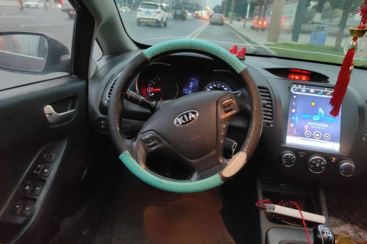 Used Kia K3 2013 1.6L Manual GLS Steering Wheel