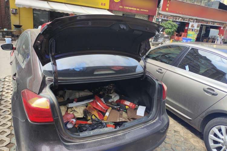 Used Kia K3 2013 1.6L Automatic GLS Trunk