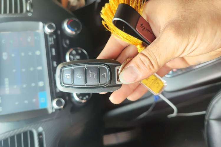 Used Kia K3 2013 1.6L Automatic GLS Vehicle Key