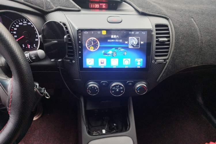 Used Kia K3 2013 1.6L Manual GLS Audio And AC Panel