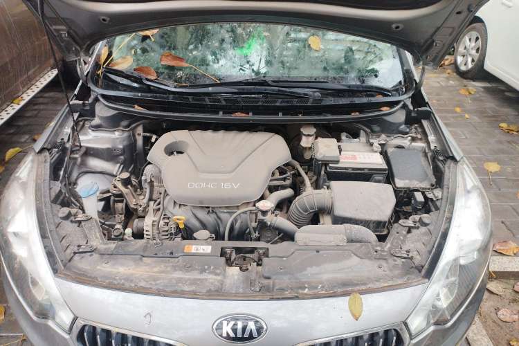 Used Kia K3 2013 1.6L Manual GLS Engine Bay