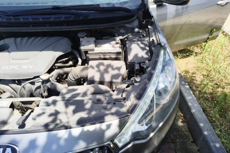 Used Kia K3 2013 1.6L Manual GLS Engine Bay Left