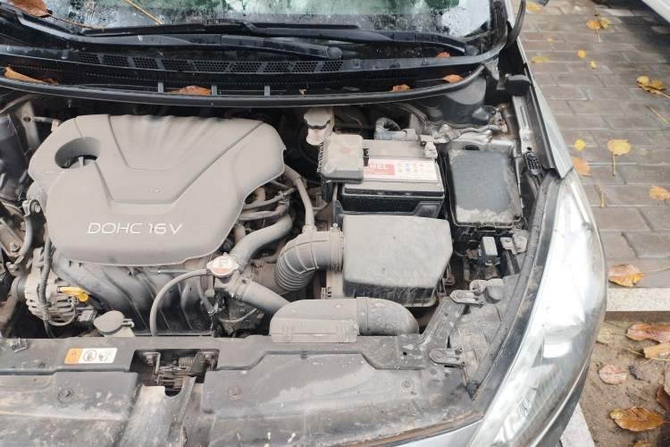 Used Kia K3 2013 1.6L Manual GLS Engine Bay Left