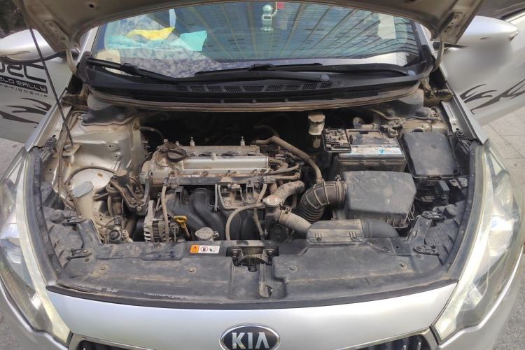 Used Kia K3 2013 1.6L Manual GLS Engine Bay