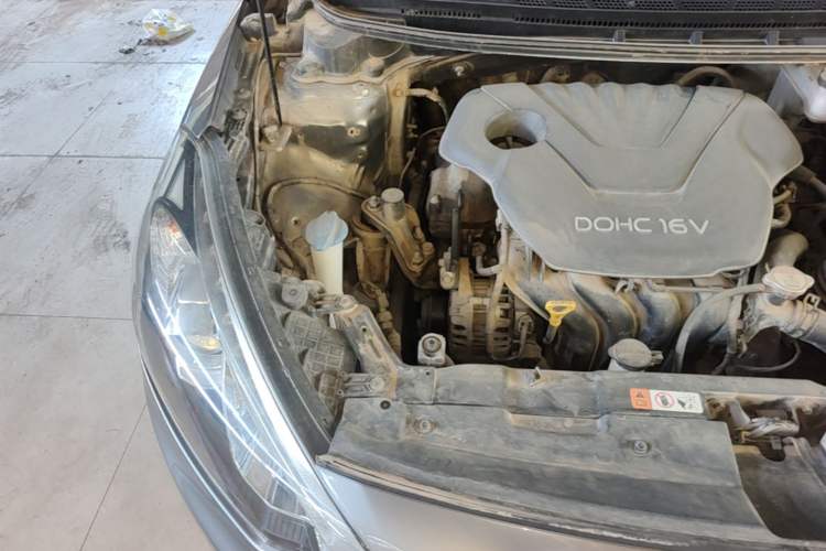 Used Kia K3 2013 1.6L Manual GLS Engine Bay Right