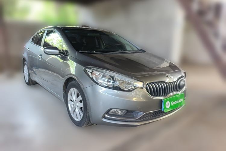 Used Kia K3 2013 1.6L Manual GLS Front Right 45 Deg