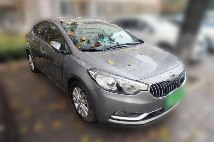Used Kia K3 2013 1.6L Manual GLS Front Right 45 Deg