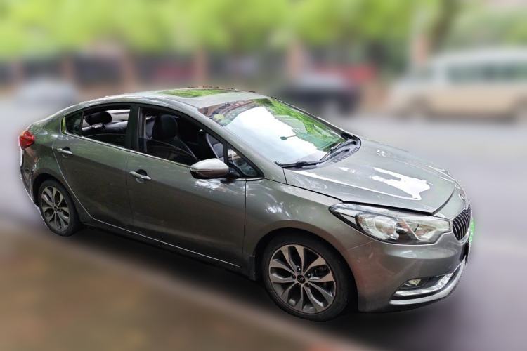 Used Kia K3 2013 1.6L Automatic Premium Front Right 45 Deg