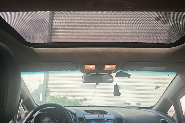 Used Kia K3 2013 1.6L Automatic Premium Headliner