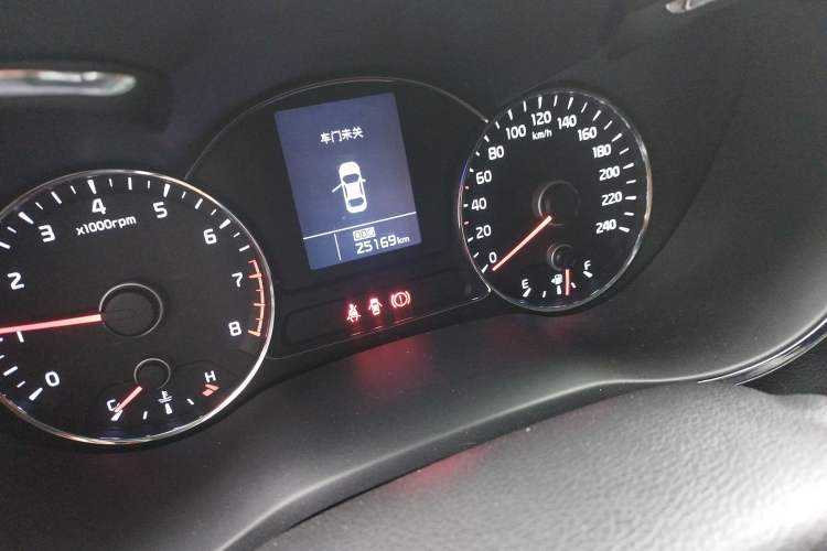 Used Kia K3 2013 1.6L Manual GLS Odometer Close Up