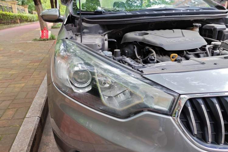 Used Kia K3 2013 1.6L Automatic Premium Right Front Headlight