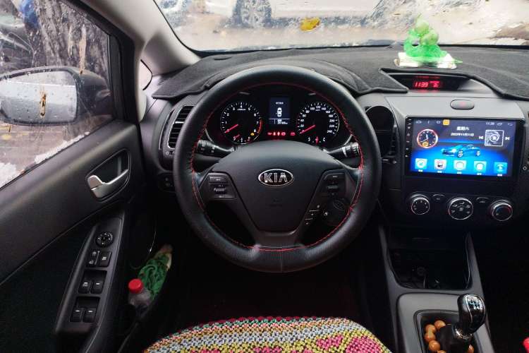 Used Kia K3 2013 1.6L Manual GLS Steering Wheel