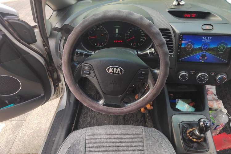 Used Kia K3 2013 1.6L Manual GLS Steering Wheel