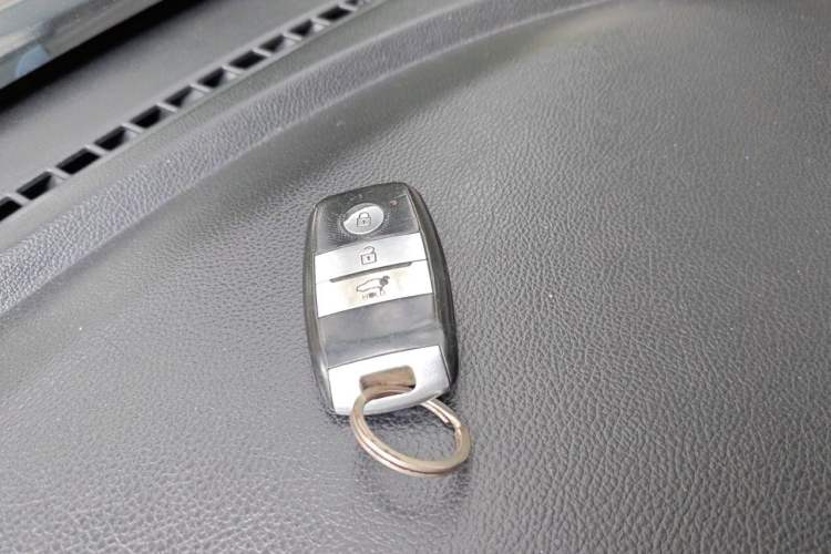 Used Kia K3 2013 1.6L Automatic Premium Vehicle Key