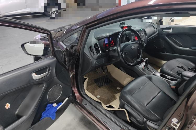 Used Kia K3 2013 1.6L Automatic GLS Driver Seat