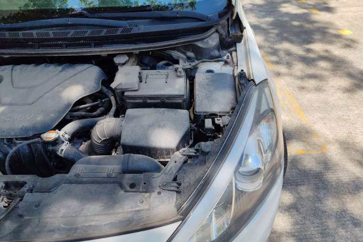 Used Kia K3 2013 1.6L Automatic GL Engine Bay Left