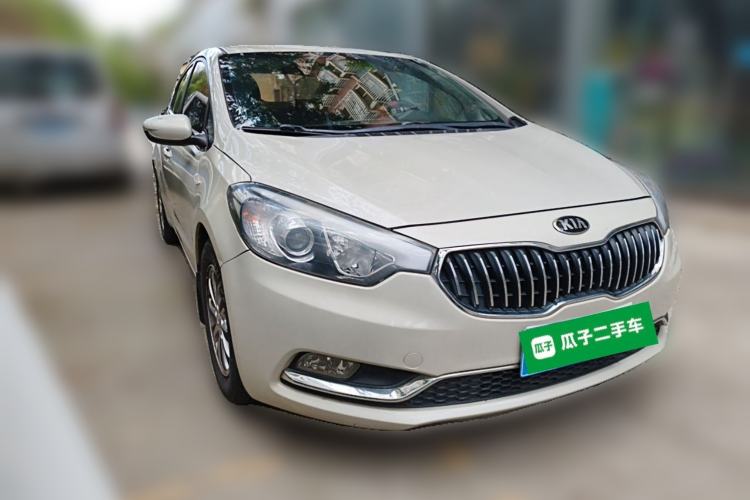 Used Kia K3 2013 1.6L Manual GL Front Right 45 Deg