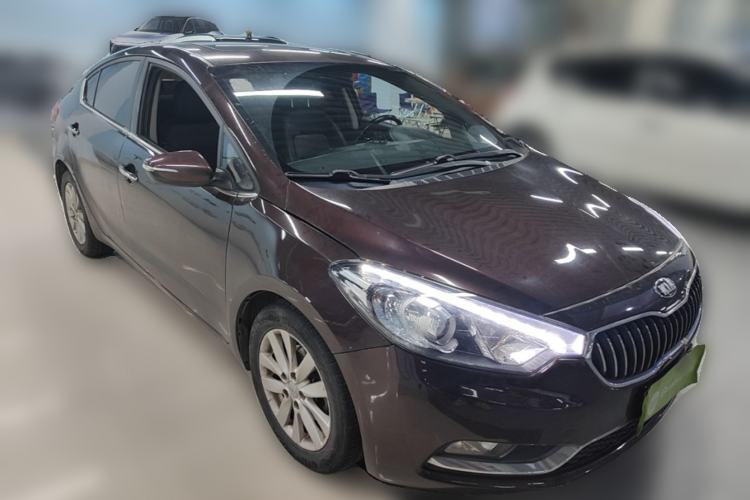 Used Kia K3 2013 1.6L Automatic GLS Front Right 45 Deg