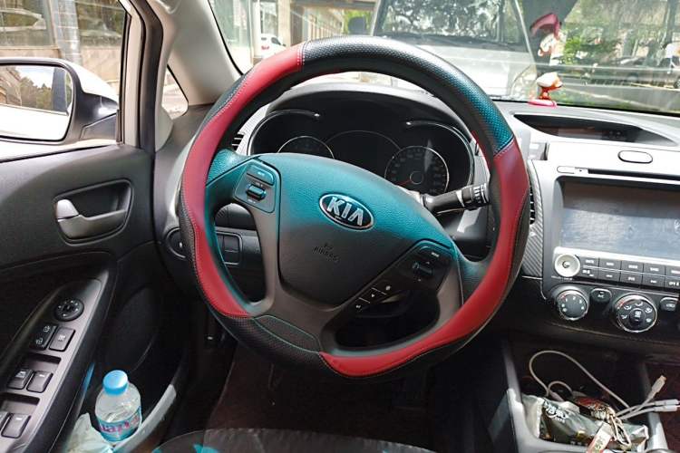 Used Kia K3 2013 1.6L Manual GL Steering Wheel