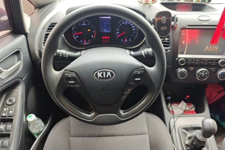 Used Kia K3 2013 1.6L Manual GL Steering Wheel