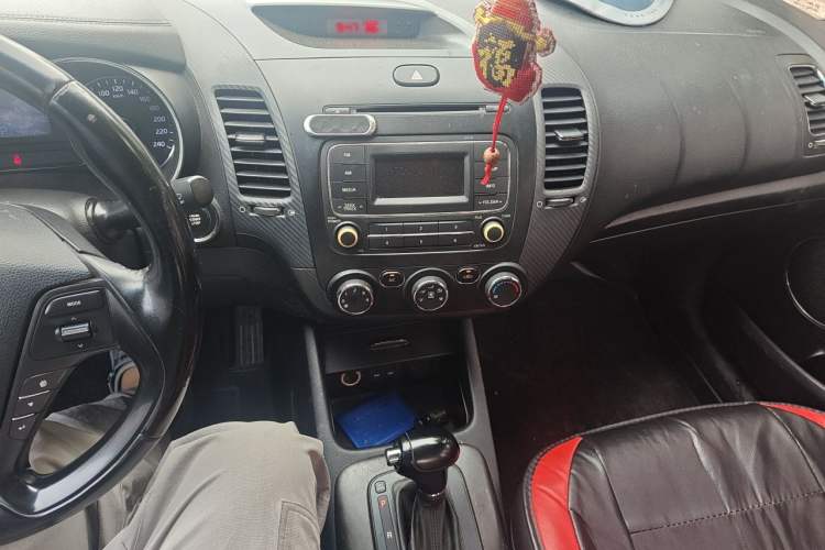 Used Kia K3 2013 1.6L Automatic GLS Audio And AC Panel
