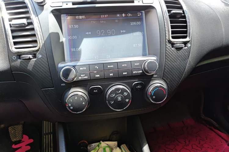 Used Kia K3 2013 1.6L Manual GL Audio And AC Panel