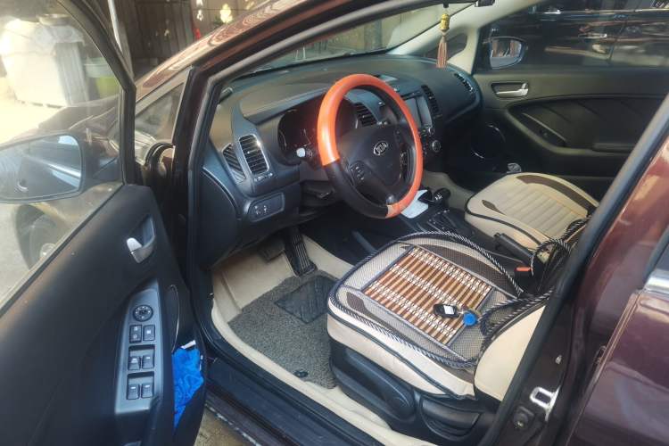 Used Kia K3 2013 1.6L Automatic GLS Driver Seat