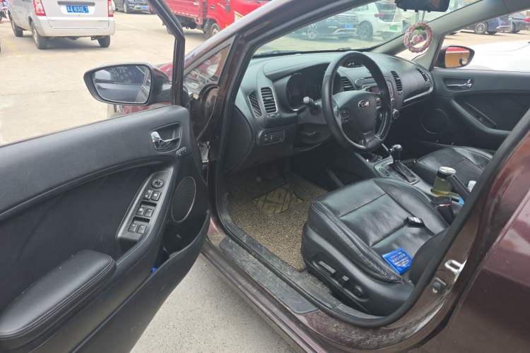 Used Kia K3 2013 1.6L Automatic GLS Driver Seat