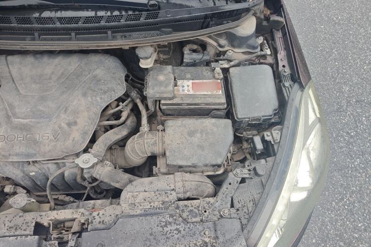 Used Kia K3 2013 1.6L Automatic GLS Engine Bay Left
