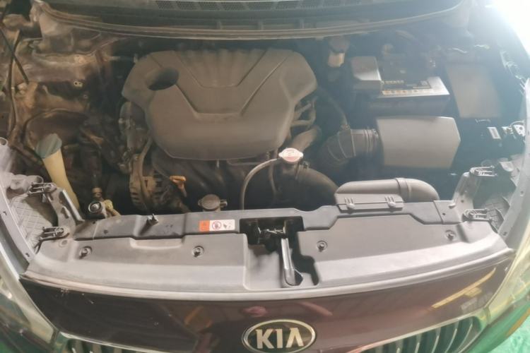 Used Kia K3 2013 1.6L Manual GLS Engine Bay