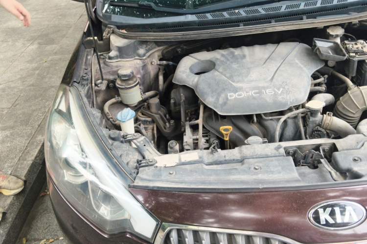 Used Kia K3 2013 1.6L Automatic GL Engine Bay Right