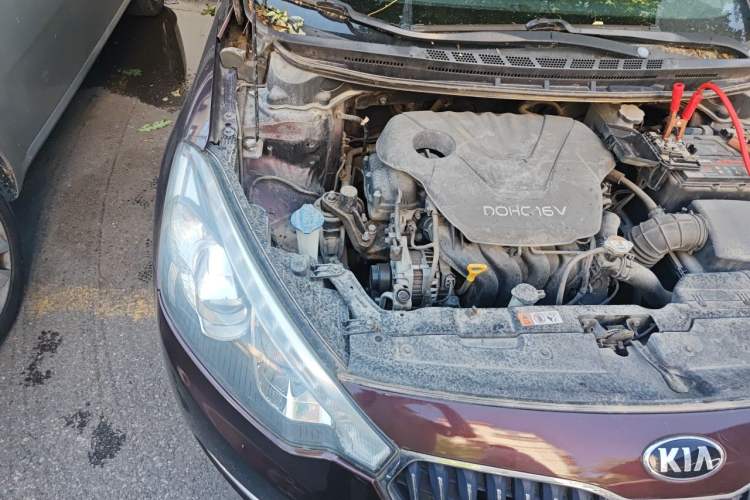 Used Kia K3 2013 1.6L Manual GLS Engine Bay Right