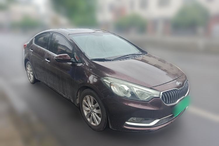 Used Kia K3 2013 1.6L Automatic GLS Front Right 45 Deg