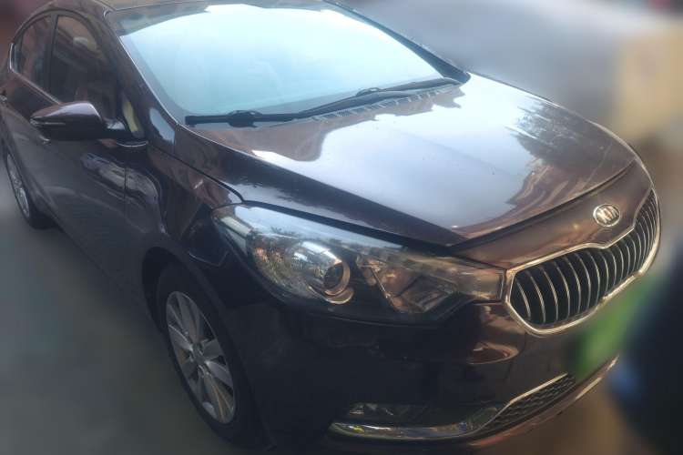 Used Kia K3 2013 1.6L Automatic GLS Front Right 45 Deg