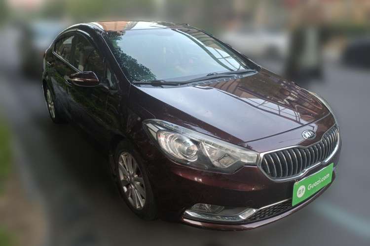 Used Kia K3 2013 1.6L Manual GLS Front Right 45 Deg