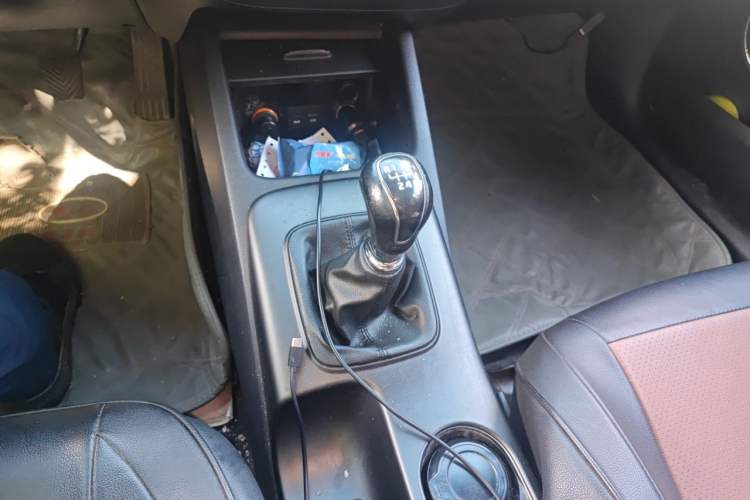 Used Kia K3 2013 1.6L Manual GLS Gear Lever