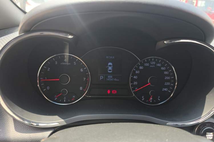 Used Kia K3 2013 1.6L Automatic GLS Instrument Cluster