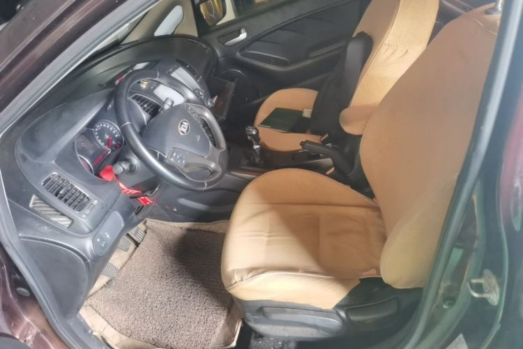 Used Kia K3 2013 1.6L Manual GLS Left Front Seat