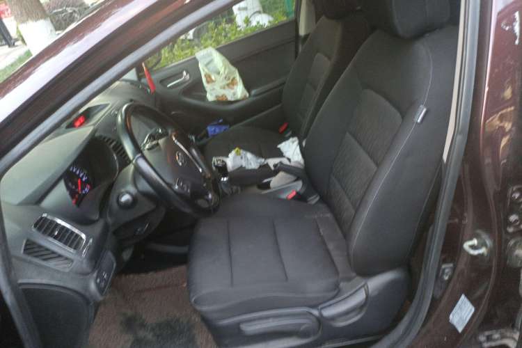 Used Kia K3 2013 1.6L Manual GLS Left Front Seat