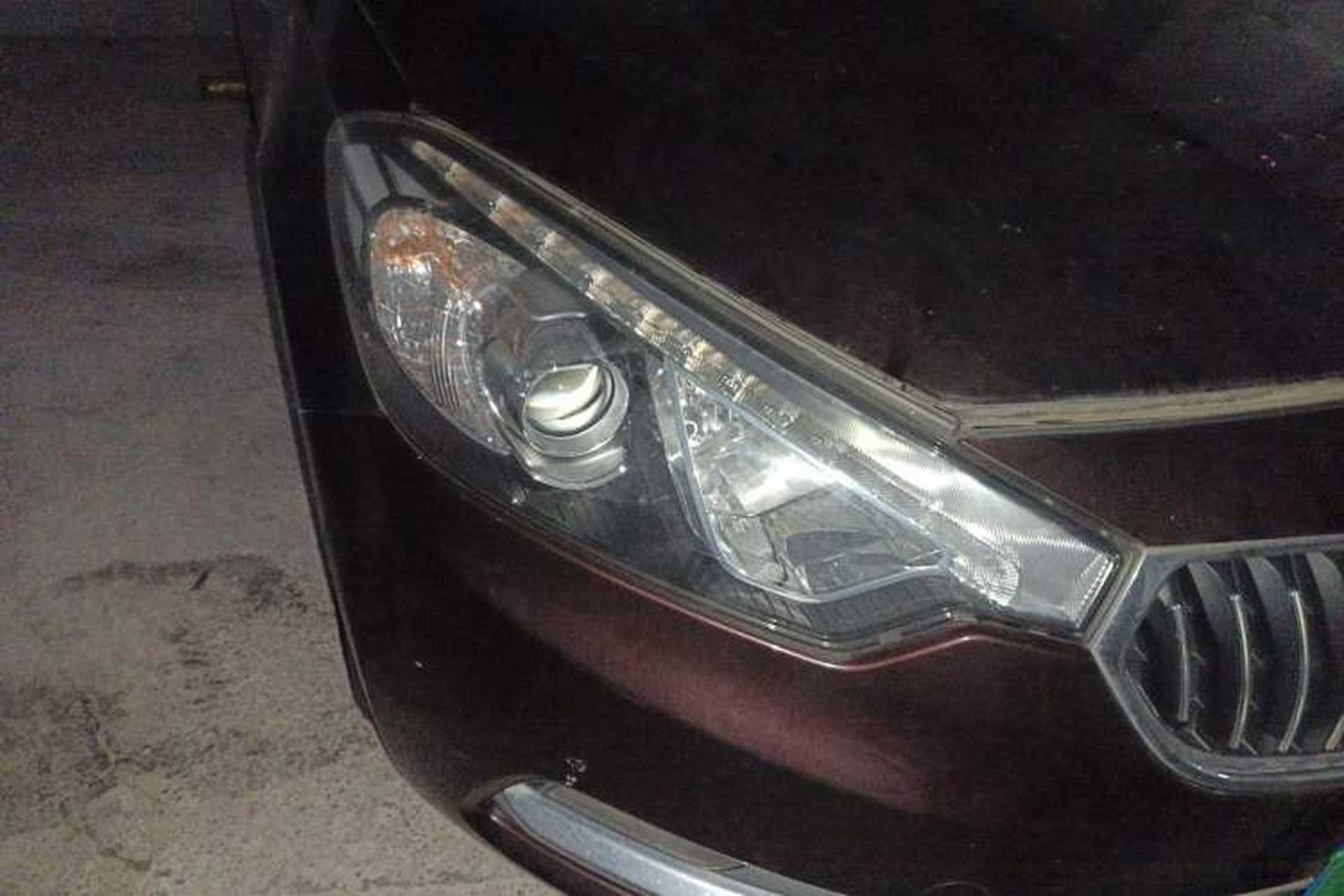 Used Kia K3 2013 1.6L Automatic GLS Right Front Headlight