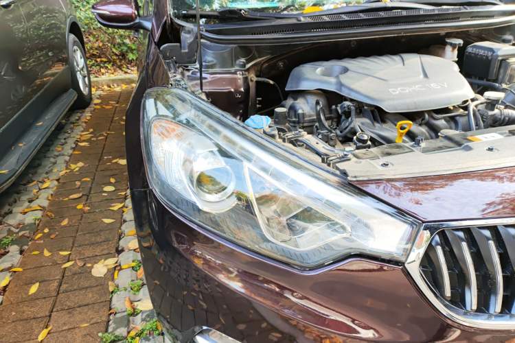 Used Kia K3 2013 1.6L Automatic GLS Right Front Headlight
