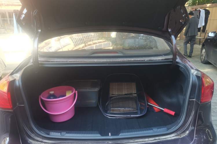 Used Kia K3 2013 1.6L Automatic GLS Trunk