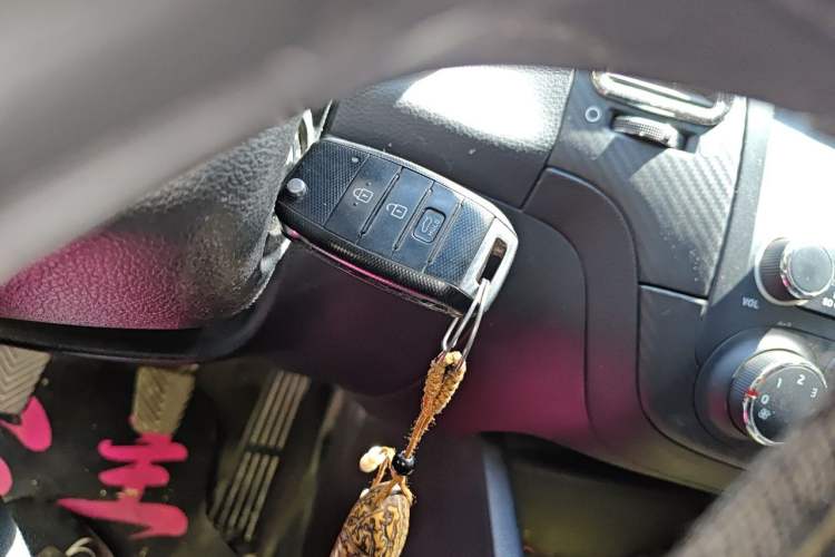 Used Kia K3 2013 1.6L Manual GL Vehicle Key