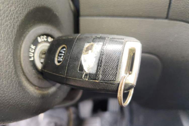 Used Kia K3 2013 1.6L Manual GLS Vehicle Key
