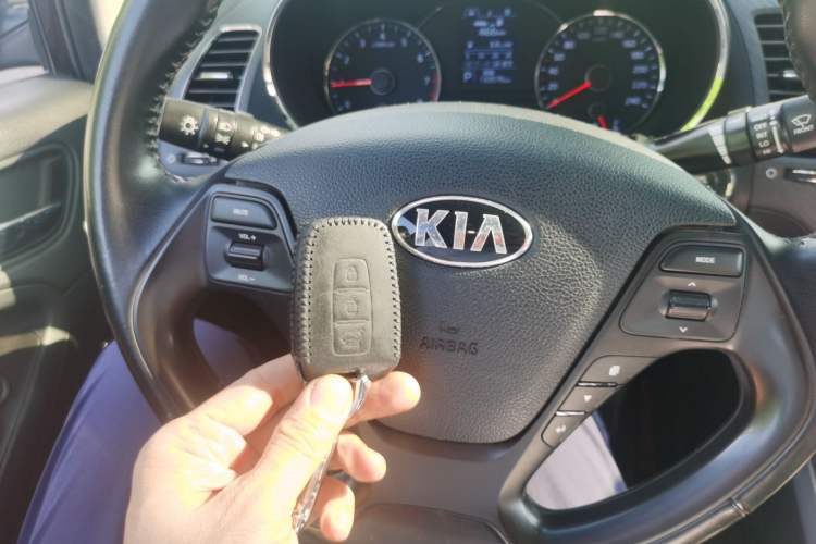 Used Kia K3 2013 1.6L Automatic DLX Vehicle Key